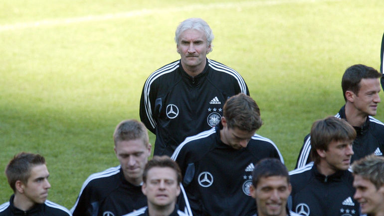 При Руди ФЕЛЛЕРЕ (на заднем плане) Филип ЛАМ дебютировал в сборной. Фото REUTERS При Руди ФЕЛЛЕРЕ (на заднем плане) Филип ЛАМ дебютировал в сборной. Фото REUTERS