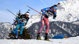 Сегодня. Хохфильцен. Антон ШИПУЛИН (справа) против Мартена ФУРКАДА.