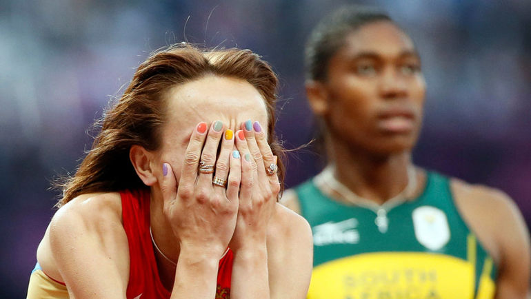 Теперь золото Марии САВИНОВОЙ (слева) перейдет к Кастер СЕМЕНЕ. Фото REUTERS Теперь золото Марии САВИНОВОЙ (слева) перейдет к Кастер СЕМЕНЕ. Фото REUTERS