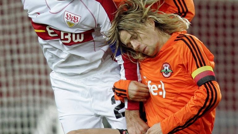 Анатолий ТИМОЩУК и капитанская повязка Лотара Маттеуса. Фото REUTERS Анатолий ТИМОЩУК и капитанская повязка Лотара Маттеуса. Фото REUTERS