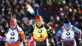 Женский масс-старт на ЧМ в Австрии.