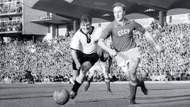 "В "Спартак" позвал Озеров".  Алексею Парамонову - 92