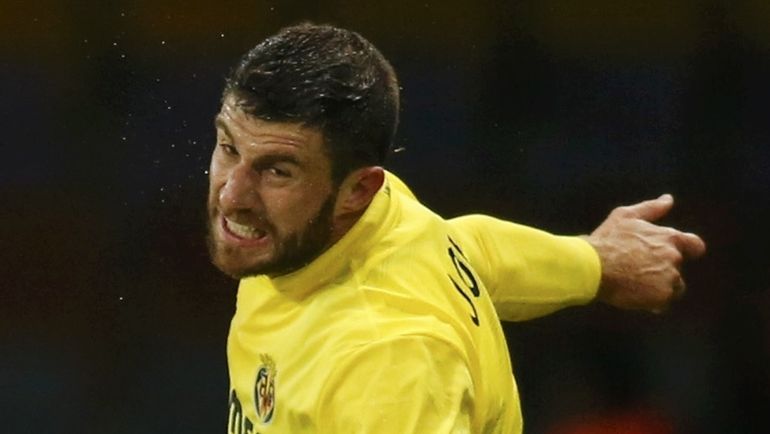 Боян ЙОКИЧ (в желтом) играл в Италии и Испании, а теперь едет в Уфу. Фото REUTERS Боян ЙОКИЧ (в желтом) играл в Италии и Испании, а теперь едет в Уфу. Фото REUTERS