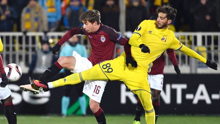 Александр ЕРОХИН (справа). Фото AFP Александр ЕРОХИН (справа). Фото AFP