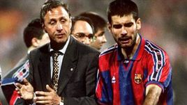 Армейский салют над "Камп Ноу"  и Карпин, заворачивающий "Ливер"