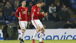 Златан ИБРАГИМОВИЧ (справа) и Генрих МХИТАРЯН едут в Ростов.