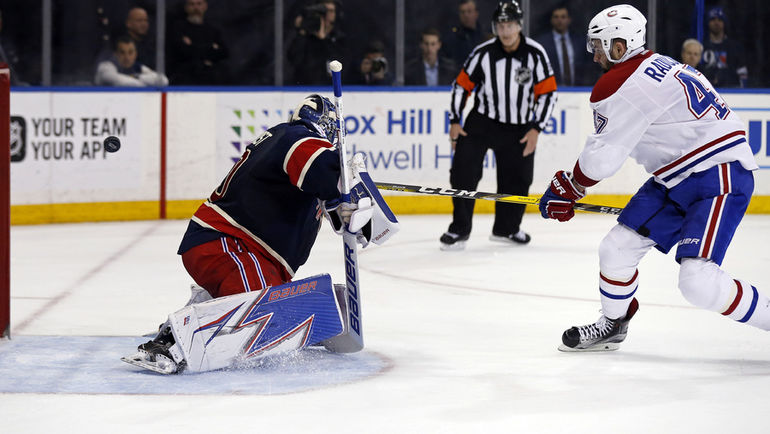 Александр РАДУЛОВ: сухая серия затянулась. Фото AFP Александр РАДУЛОВ: сухая серия затянулась. Фото AFP