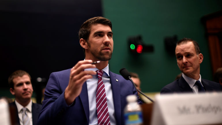 Трэвис ТАЙГАРТ (справа) и Майкл ФЕЛПС. Фото REUTERS Трэвис ТАЙГАРТ (справа) и Майкл ФЕЛПС. Фото REUTERS