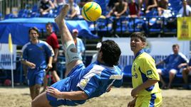 С зеленого газона – на песок. 10 предшественников Сычева