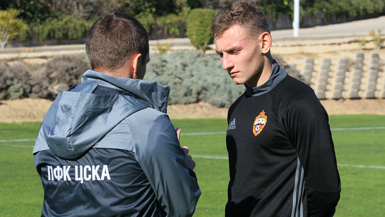 Виктор ГОНЧАРЕНКО и Федор ЧАЛОВ. Фото Валентин КОБЫЩА, ПФК ЦСКА Виктор ГОНЧАРЕНКО и Федор ЧАЛОВ. Фото Валентин КОБЫЩА, ПФК ЦСКА