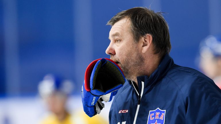 Главный тренер СКА Олег ЗНАРОК перед вторым раундом готов отправиться за очередной добычей. Фото photo.khl.ru Главный тренер СКА Олег ЗНАРОК перед вторым раундом готов отправиться за очередной добычей. Фото photo.khl.ru