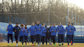 Среда. Ростов-на-Дону. Команда Курбана Бердыева готовится к очередному суперматчу.