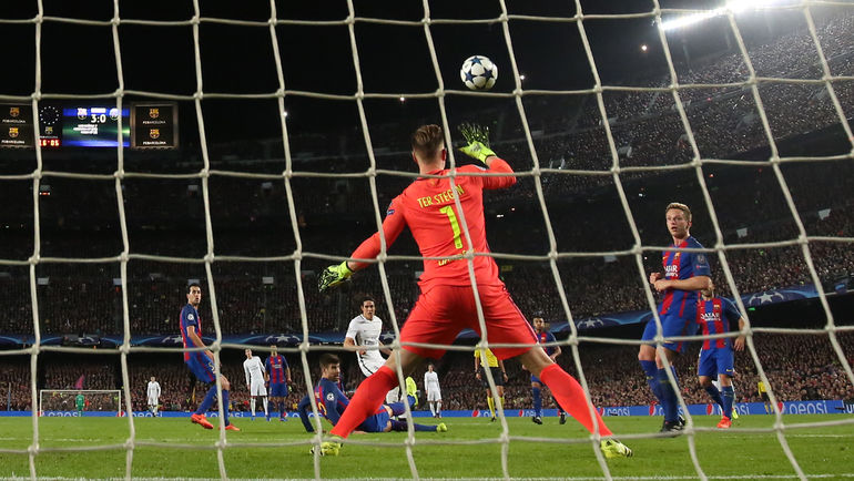 62-я минута. Гол Эдинсона КАВАНИ. Фото REUTERS 62-я минута. Гол Эдинсона КАВАНИ. Фото REUTERS