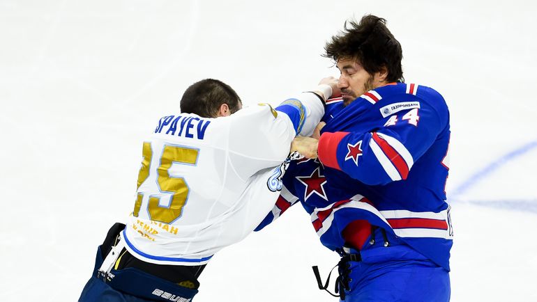 Дамир РЫСПАЕВ (слева) и Евгений АРТЮХИН. Фото photo.khl.ru Дамир РЫСПАЕВ (слева) и Евгений АРТЮХИН. Фото photo.khl.ru