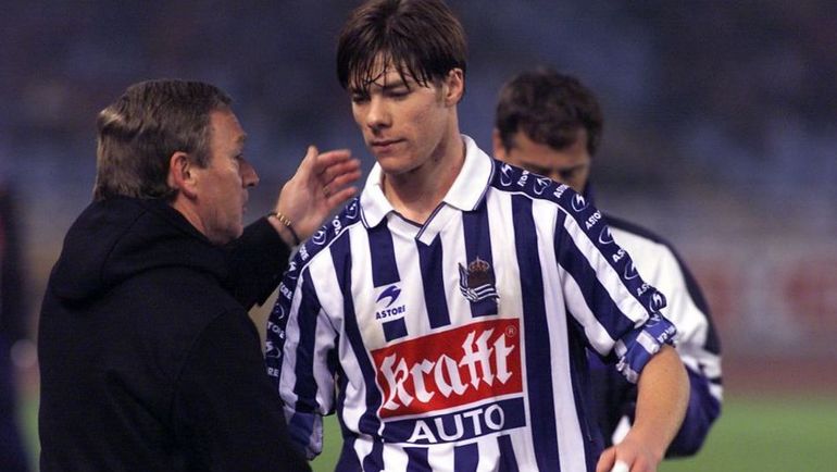 ХАБИ АЛОНСО в дебютном матче в профессиональном футболе. Фото diariovasco.com ХАБИ АЛОНСО в дебютном матче в профессиональном футболе. Фото diariovasco.com