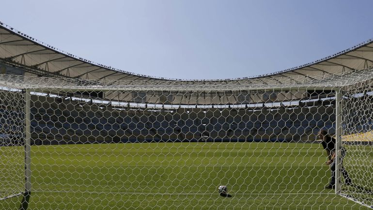 Тестирование системы - обязательный элемент подготовки к игре. Фото REUTERS Тестирование системы - обязательный элемент подготовки к игре. Фото REUTERS