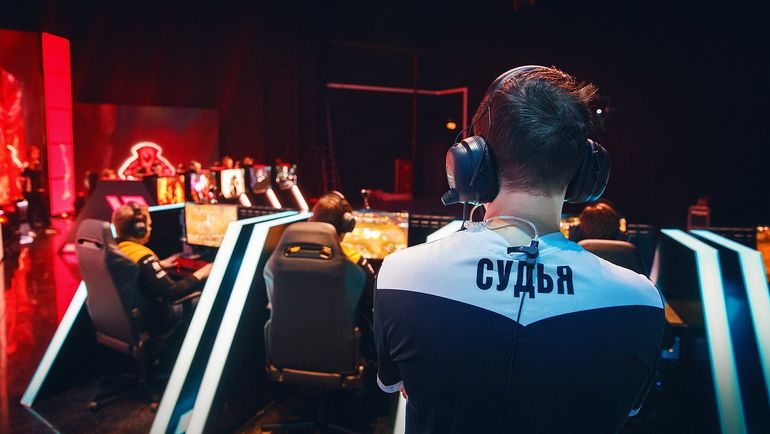 Арена LCL. Арена LCL.