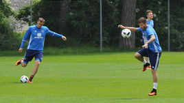 Артем ДЗЮБА и Федор СМОЛОВ.