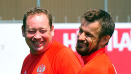 Май 2016 года. Бад-Рагац. Леонид СЛУЦКИЙ (слева) и Сергей СЕМАК во время подготовки сборной России к Euro-2016.