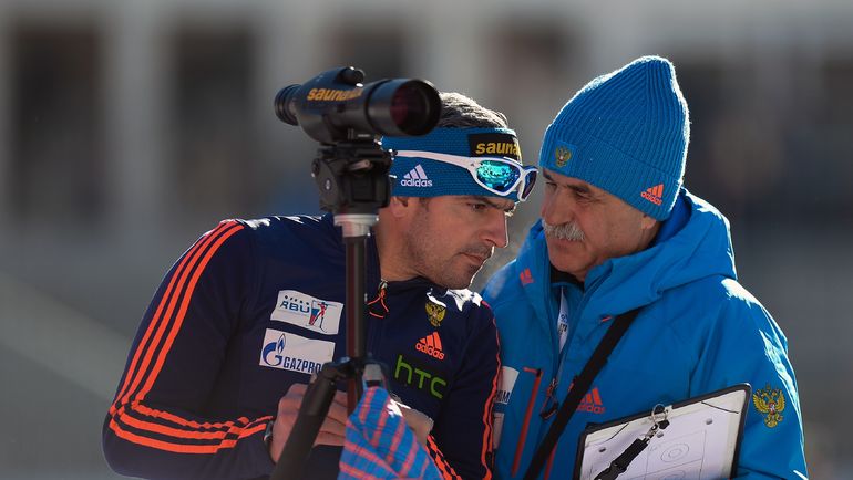 Главный тренер сборной Александр КАСПЕРОВИЧ (справа) и старший тренер мужской команды Рикко ГРОСС. Фото Александр ВИЛЬФ/РИА Новости Главный тренер сборной Александр КАСПЕРОВИЧ (справа) и старший тренер мужской команды Рикко ГРОСС. Фото Александр ВИЛЬФ/РИА Новости