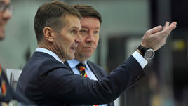 Эркка ВЕСТЕРЛУНД (в центре).