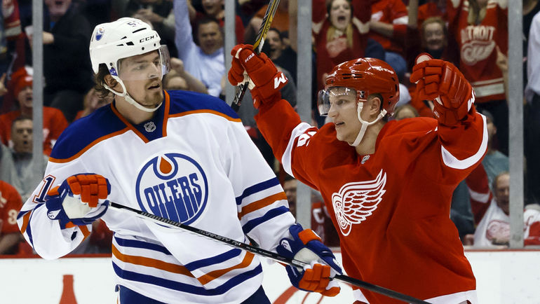 Антон ЛАНДЕР (слева). Фото USA Today Антон ЛАНДЕР (слева). Фото USA Today