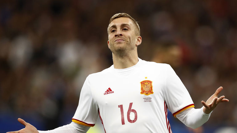 Жерар ДЕУЛОФЕУ празднует свой гол. Фото REUTERS Жерар ДЕУЛОФЕУ празднует свой гол. Фото REUTERS