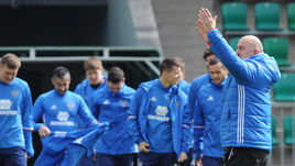 Анатолий Бышовец поддерживает решения Станислава ЧЕРЧЕСОВА в сборной России.