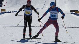 Участие Антона ШИПУЛИНА (справа) в чемпионате России ограничилось мужской эстафетой.