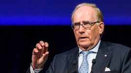 Профессор Ричард МАКЛАРЕН.