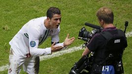 Сможет ли российский телезритель увидеть этим летом игру португальской звезды КРИШТИАНУ РОНАЛДУ?