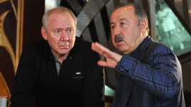 Валерий ГАЗЗАЕВ (справа) и Олег РОМАНЦЕВ.