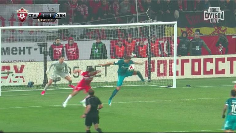 66-я минута. Гол Артема Дзюбы. 66-я минута. Гол Артема Дзюбы.