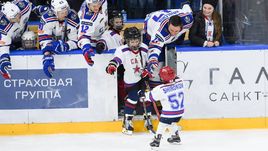 Сегодня. Санкт-Петербург. На гала-матч многие армейцы вышли со своими детьми.