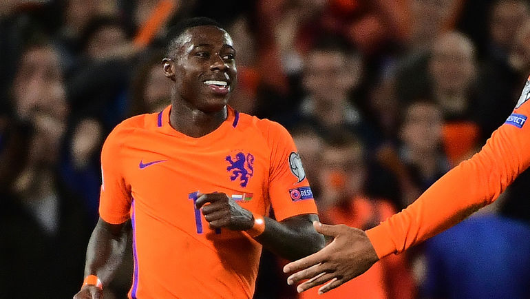 Квинси ПРОМЕС в составе сборной Голландии. Фото AFP Квинси ПРОМЕС в составе сборной Голландии. Фото AFP