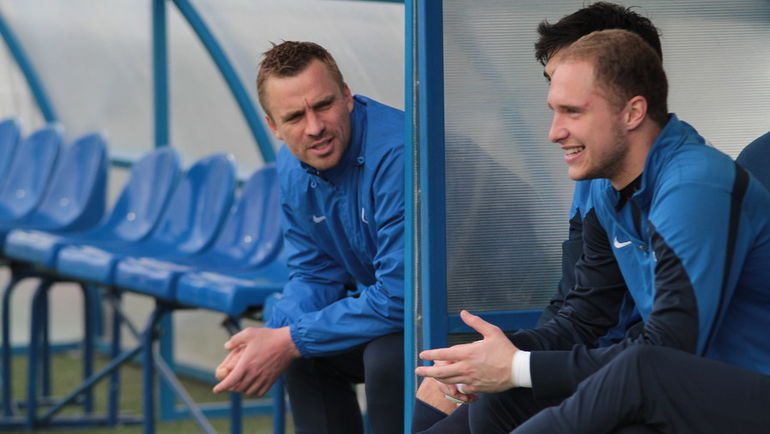 Сколько забьет Сергей КОРНИЛЕНКО (слева)? Фото Игорь ГОРШКОВ Сколько забьет Сергей КОРНИЛЕНКО (слева)? Фото Игорь ГОРШКОВ