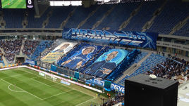 Дебютный перфоманс на стадионе "Санкт-Петербург"