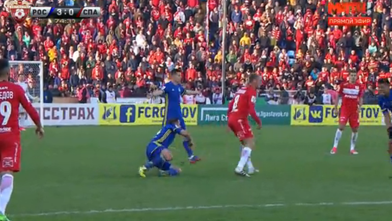 Фол Дениса Глушакова на Кристиане Нобоа. Фол Дениса Глушакова на Кристиане Нобоа.