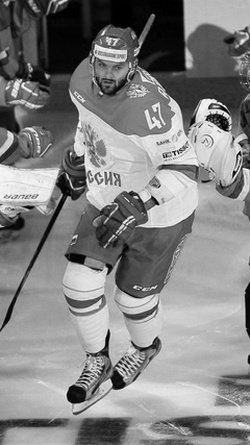 НОМЕР ГАЗЕТЫ ОТ 3 марта (№ 6988) : К ЗНАРКУ ВОПРОСОВ НЕТ