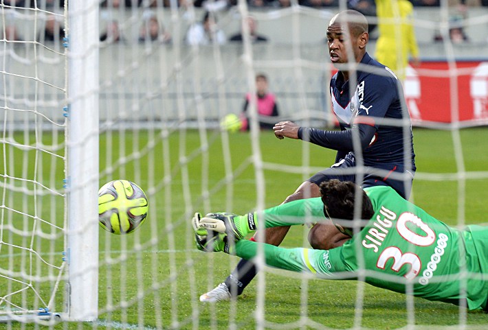 Воскресенье. Бордо.