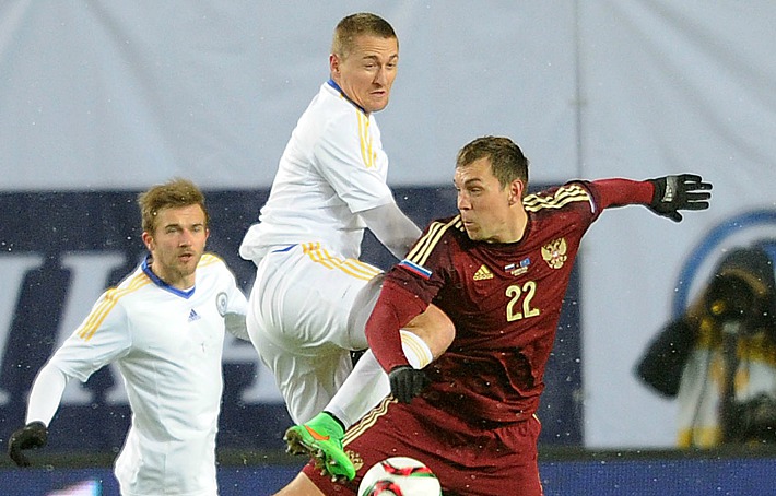 Вторник. Химки. Россия – Казахстан – 0:0. Артем ДЗЮБА (справа). Фото – Алексей ИВАНОВ,