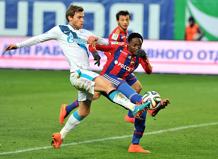 Ахмед МУСА (справа) против Николаса ЛОМБЕРТСА. Фото – Алексей ИВАНОВ,