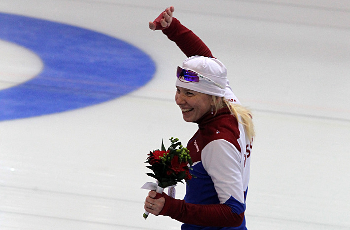 Январь 2015 года. Челябинск. Юлия СКОКОВА после чемпионата Европы в классическом многоборье. Фото - Игорь ЗОЛОТАРЕВ