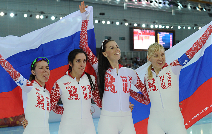 Февраль 2014 года. Бронзовая сборная России: Ольга ГРАФ, Екатерина ШИХОВА, Екатерина ЛОБЫШЕВА и Юлия СКОКОВА. Фото - Александр ФЕДОРОВ,