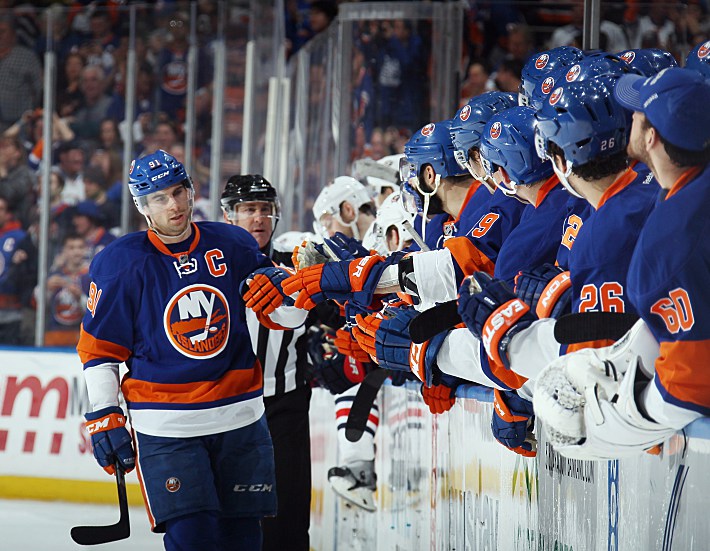 Джон ТАВАРЕС - угроза для столицы. Фото - AFP