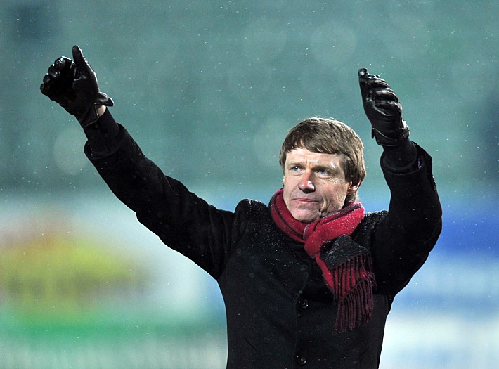 Олег КОНОНОВ вывел