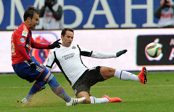 Бибрас НАТХО против Романа ШИРОКОВА. Фото - Алексей ИВАНОВ,