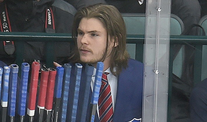 Виктор ТИХОНОВ. Фото - Владимир БЕЗЗУБОВ, photo.khl.ru