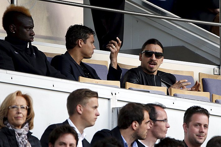 Златан ИБРАГИМОВИЧ: вне игры. Фото - REUTERS