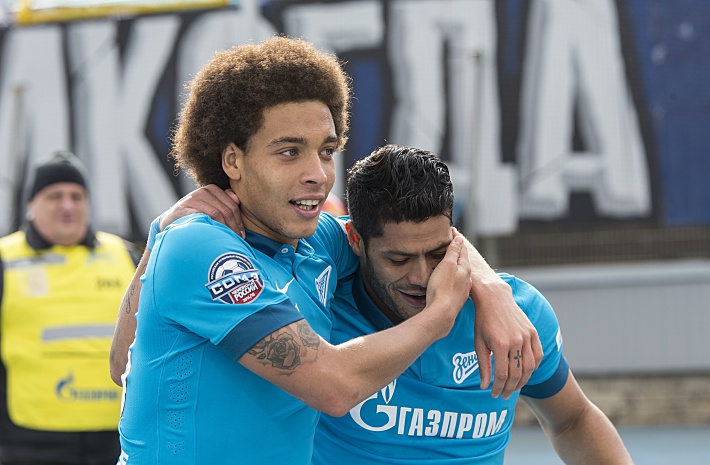 Зенитовские топ-легионеры Аксель ВИТСЕЛЬ и ХАЛК. Фото - Вячеслав ЕВДОКИМОВ, ФК